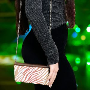 "Bolso con cadena polipiel marrón 11x20 sublimable – Elegancia personalizada"