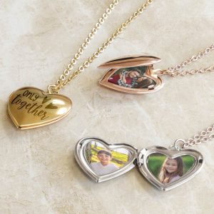 "Collares relicario sublimable para grabado – Personalización elegante y única"