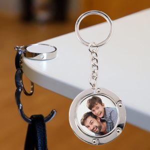 "Llaveros cuelgabolso plegables sublimables – Prácticos y personalizados"