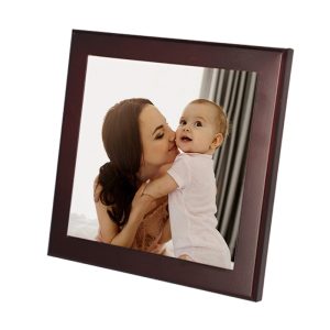 "Marcos de madera oscura para azulejo – Elegancia y personalización decorativa"