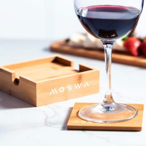 "Set de 4 posavasos de bambú – Elegancia natural y protección para tus superficies"
