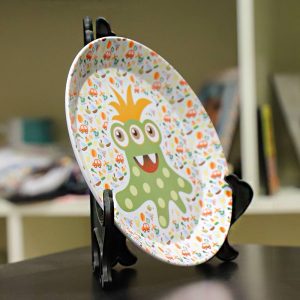 "Soportes de plástico de sobremesa – Ligereza y estabilidad para tus paneles"