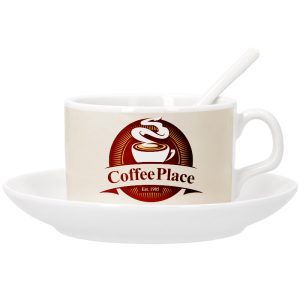 "Taza de café con leche con plato sublimable, ideal para personalización completa"